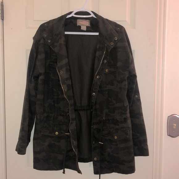 Love21 army green camo jacket - Picture 1 of 7